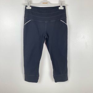 Athleta Capri Active Leggings Black Woman’s Size M